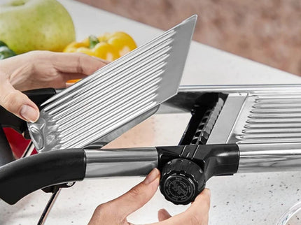 Schnell, Sicher, Präzise – Die Verstellbare Mandoline für jede Küche